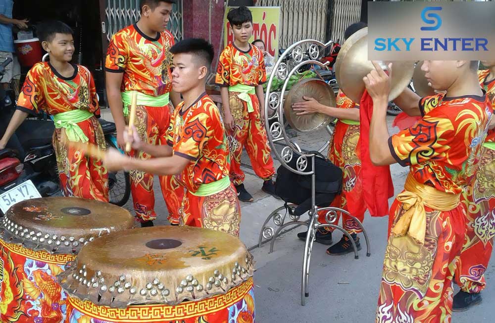 cung-cap-doan-lan-su-rong-khai-truong